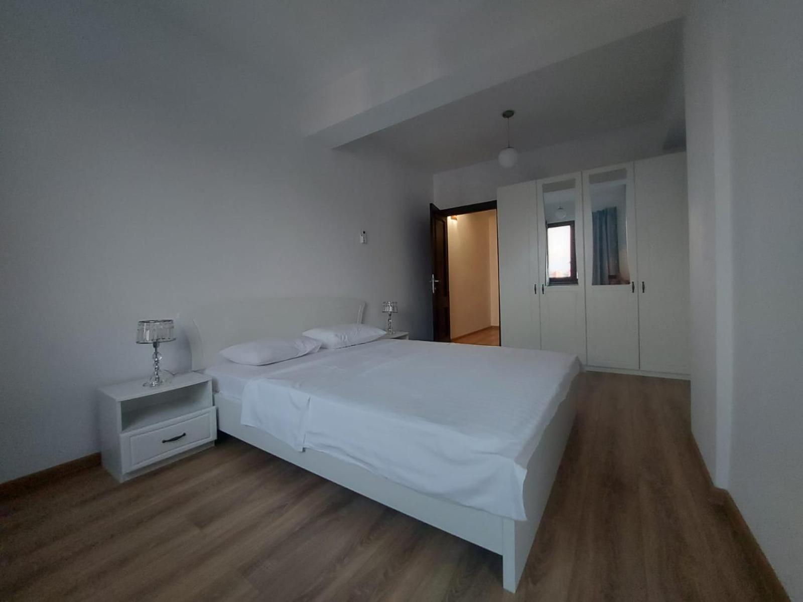 Rivera Apartments - Premium Accomodation Iasi Habitación foto